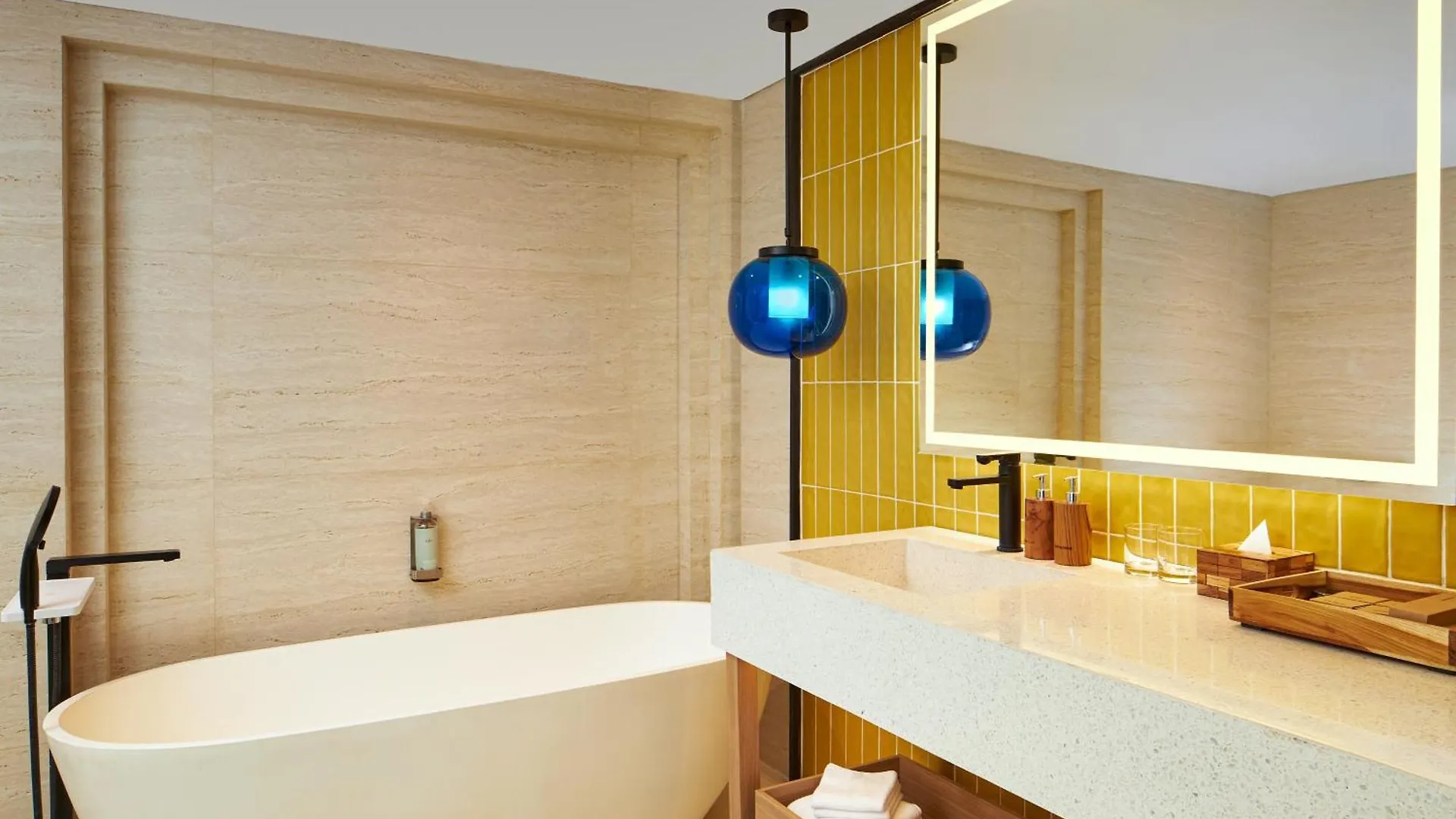 Voco Bali Seminyak By Ihg Hotel Seminyak (Bali)